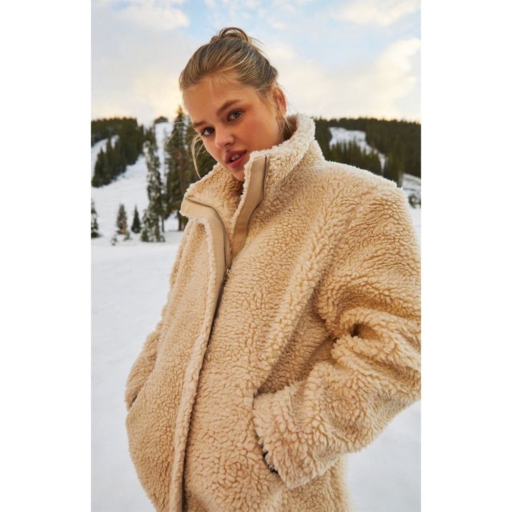 LA Hearts - Over sized Teddy Jacket
